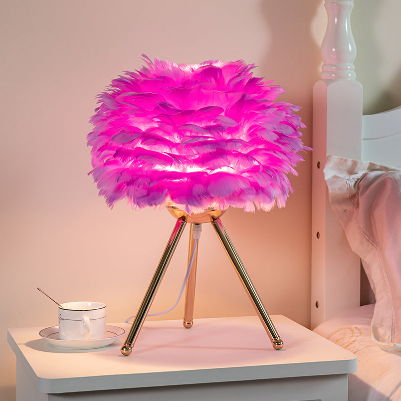 Modern Goose Feather Table Lamp for Romantic Décor