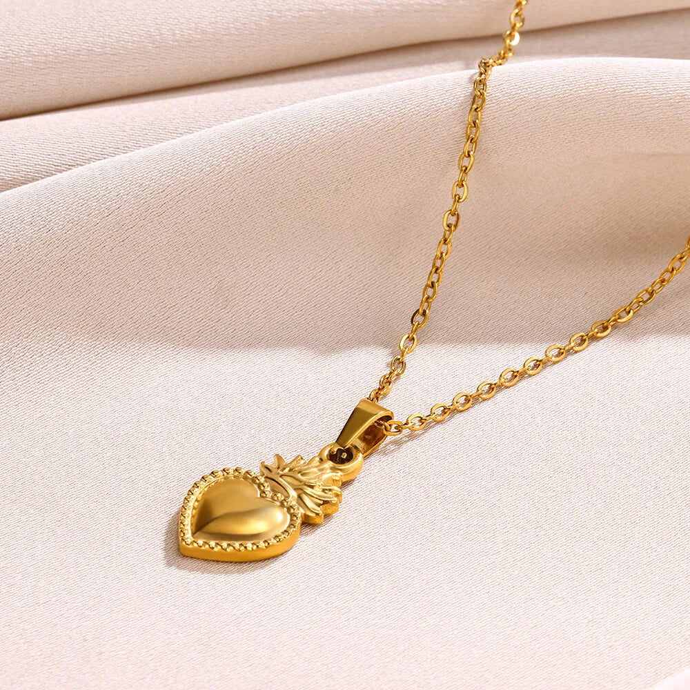 Romantic Heart Pendant Necklace for Women Gold Color Stainless Steel Clavicle Chain Trend Party Jewelry Gift Wholesale